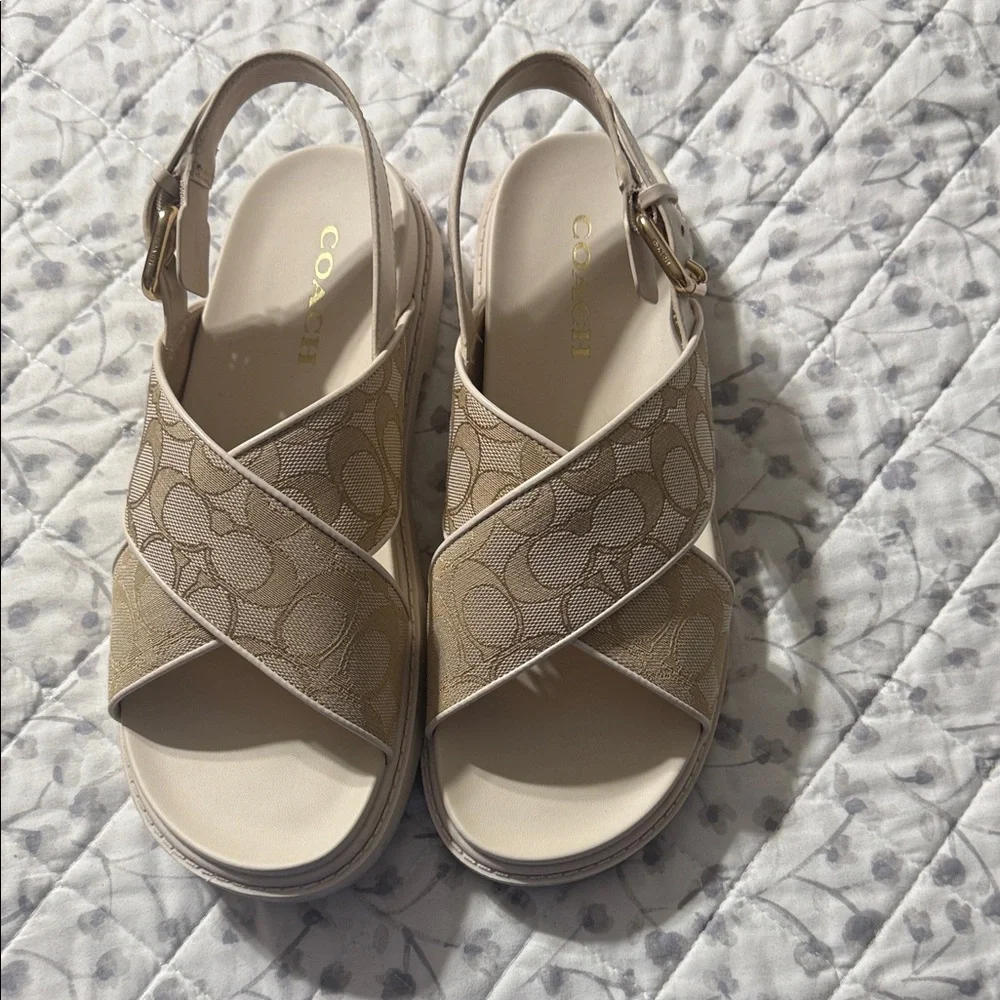 Coach Women's Cream and Tan Fraser Jacq Sandals 10 - Picture 4 of 8